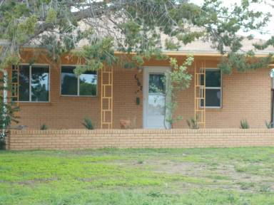 Main picture of 1507 W Washington Ave