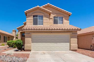 Main picture of 738 E Glenhaven Dr
