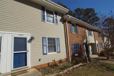 Main picture of 1033 Nottingham Ct