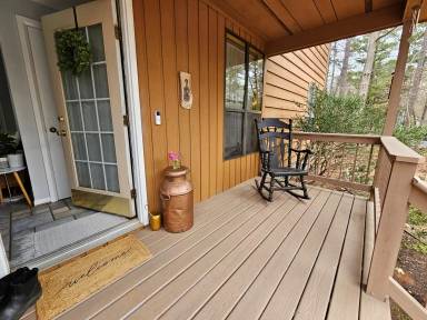 Main picture of 19 Evergreen Ln