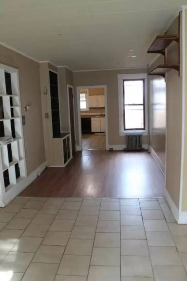 Main picture of 735 1/2 N Lumber St