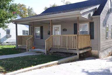 Main picture of 610 Addison Ave