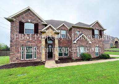 Main picture of 1810 Chuckwagon Dr