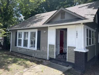 Main picture of 121 High Ave SW