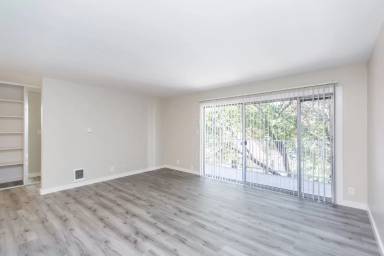 Main picture of 472 JEAN Apartments