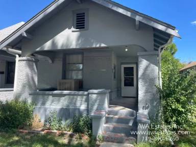 Main picture of 2314 N Grand Ave