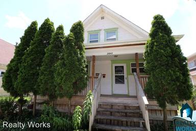 Main picture of 2843 Starr St