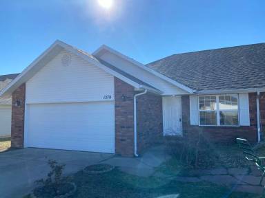 Main picture of 1284 S Pinhook Dr