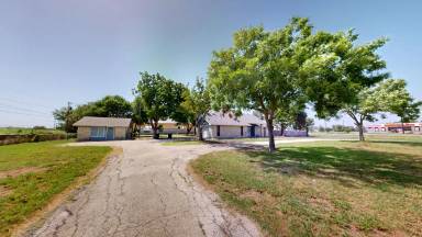 Main picture of 4801 Onion Rd