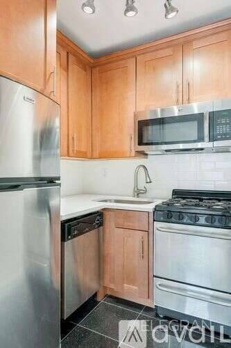 Main picture of 1325 3rd Ave