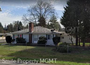 Main picture of 11414 SE Powell Blvd
