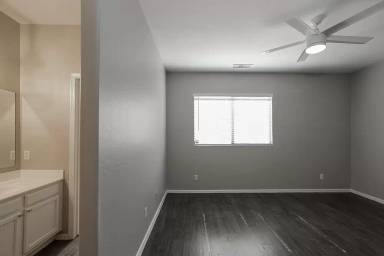 Main picture of 11217 W Berkeley Rd