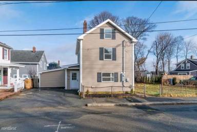 Main picture of 10 Japonica St