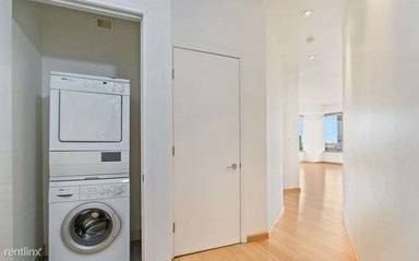 Main picture of 1100 Wilshire