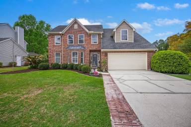 Main picture of 5409 Dwight Dr