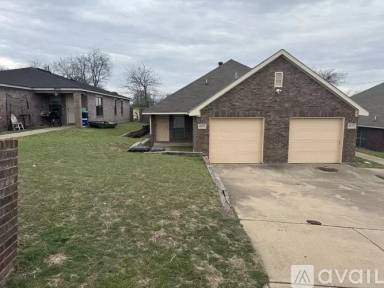 Main picture of 8125 Doreen Ave