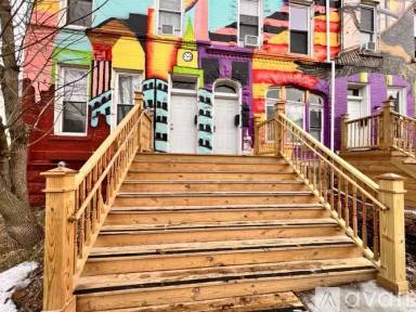 Main picture of 530 Loras Blvd