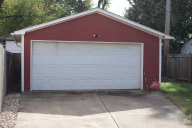 Main picture of 8211 Brinsmade Ave