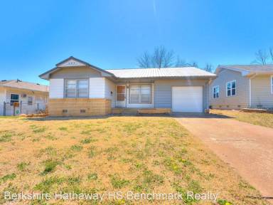 Main picture of 1221 Rose Dr