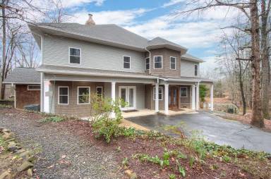 Main picture of 2500 Huntley Dr