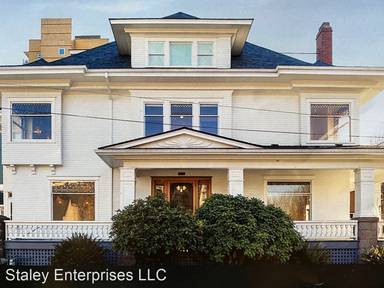 Main picture of 1608 NE Halsey St