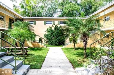 Main picture of 2775 Herschel St
