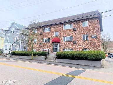 Main picture of 293 Willard St