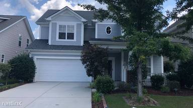 Main picture of 2004 Woodshorn Dr