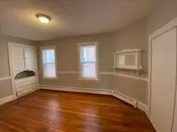 Main picture of 677 Bennington St