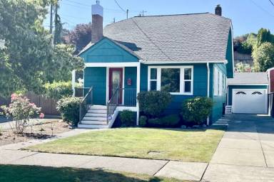 Main picture of 810 33rd St