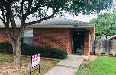 Main picture of 8234 Raleigh Ave