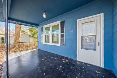 Main picture of 1127 W 5th Ave