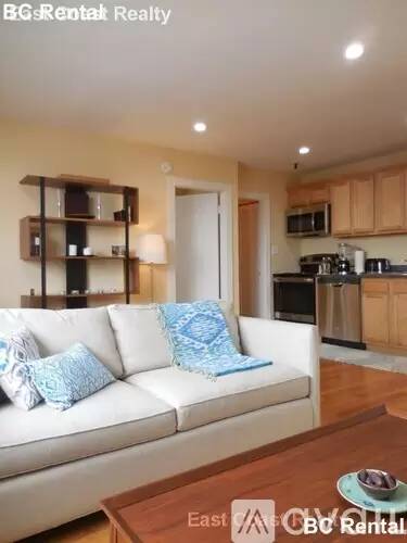 Main picture of 1200 Commonwealth Ave