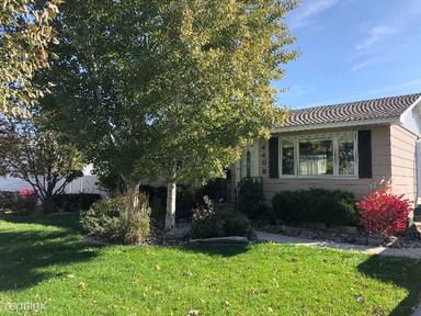 Main picture of 4422 Stone St