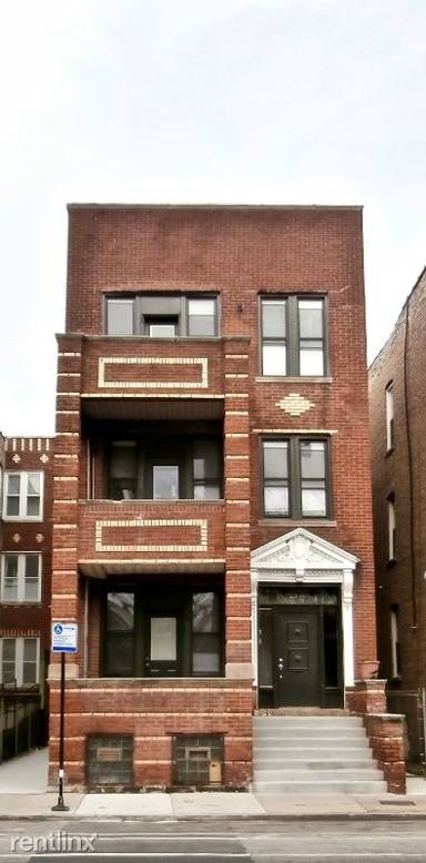 Main picture of 2540 W Augusta Blvd