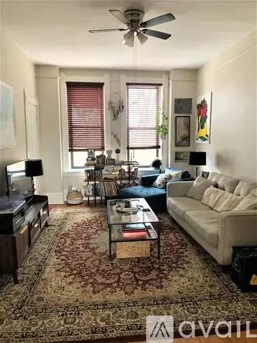 Main picture of 2031 W Moffat St