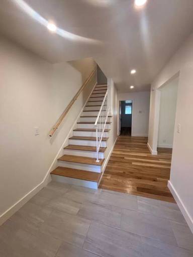 Main picture of 2227 Gainsborough Ave