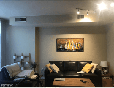 Main picture of Clarendon 1021