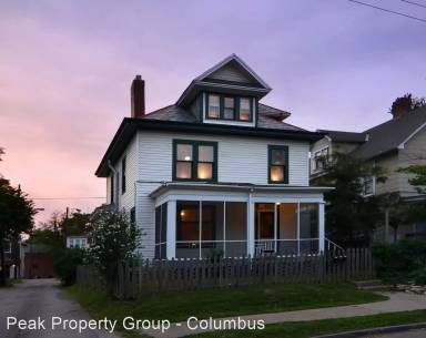Main picture of 2105 Indiana Ave