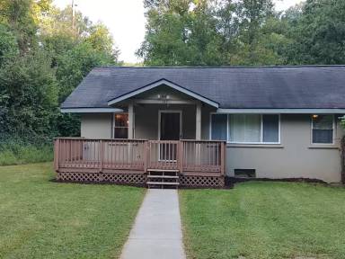 Main picture of 163 Reeves Cove Rd