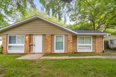 Main picture of 9438 Conried Dr