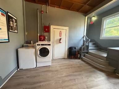 Main picture of 112 Cedar Ave