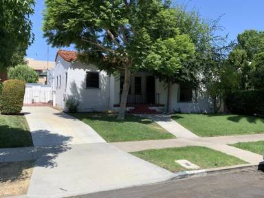 Main picture of 4772 Edgeware Rd