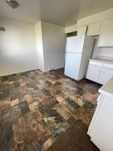 Main picture of 8918 W Carmen Ave