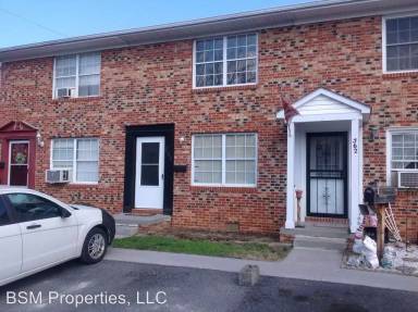 Main picture of 560 Prospect St