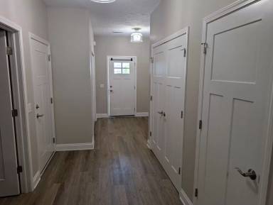 Main picture of 638 Treadway Blvd