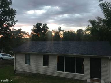 Main picture of 328 Mobile Ave