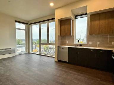 Main picture of 404 NE 6th Ave