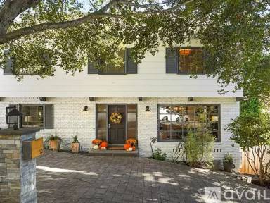 Main picture of 12 Folger Ct