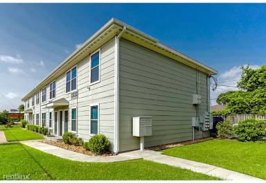 Main picture of 3803 Hardy St